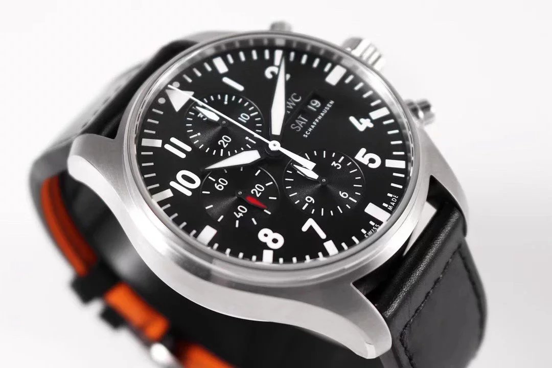 IWC Pilot's Watch  Stainless Steel with Black Dial(43mm)