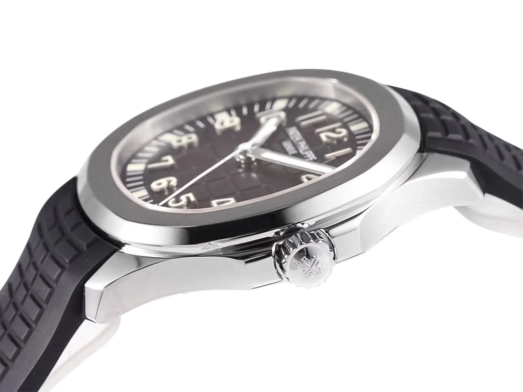 Aquanaut Stainless Steel with Black Dial (38mm)