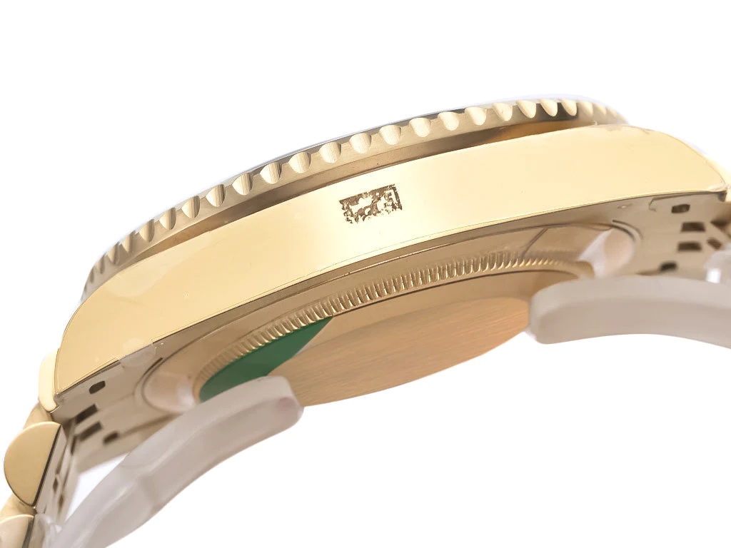 GMT-Master II Yellow Gold with Black Dial on Jubilee (40mm)