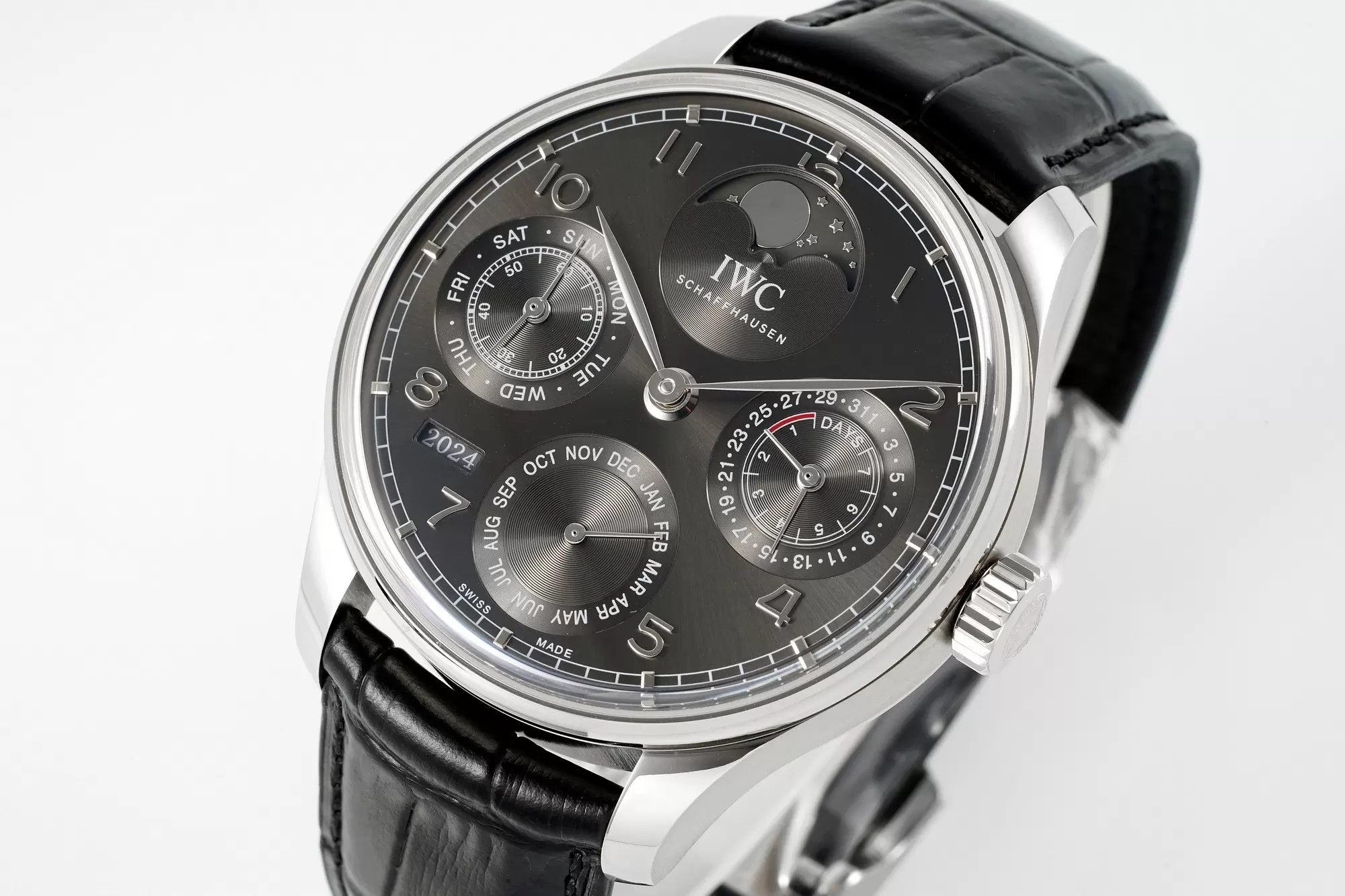 IWC Portugieser Eternal Calendar 18 ct White Gold Case With White Dial (44.2mm)