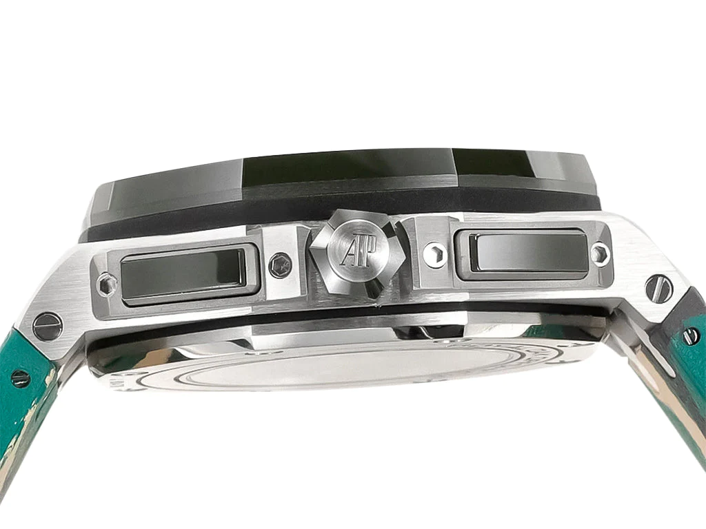 Royal Oak 'Offshore Chronograph' Stainless Steel with Beige Dial (44mm)