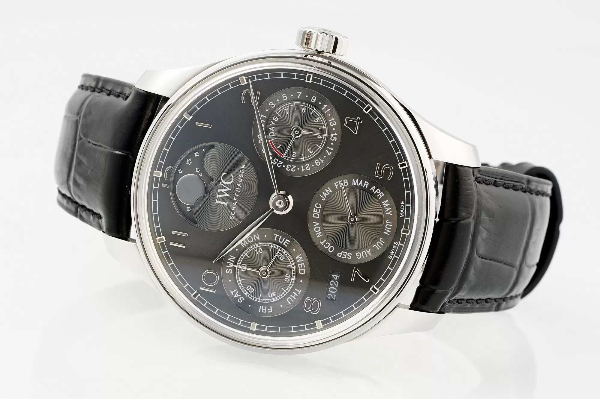 IWC Portugieser Eternal Calendar 18 ct White Gold Case With White Dial (44.2mm)
