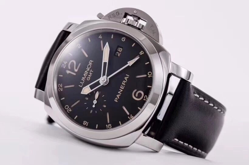 Luminor 1950 3 Days GMT 24h Automatic Acciaio Stainless Steel Case with Black Dial and Black Strap (44mm)
