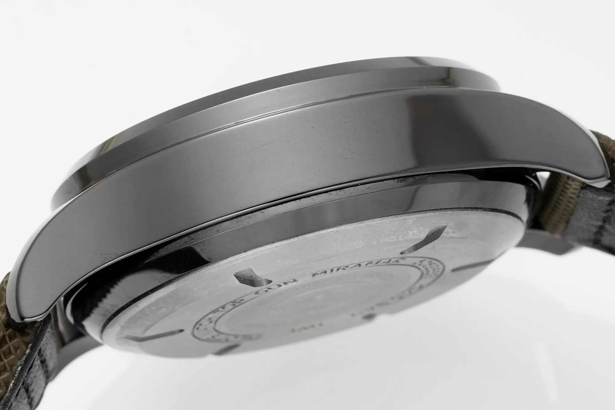 IWC Pilots's Automatic Black Ceramic Case with Black Dial(44mm)