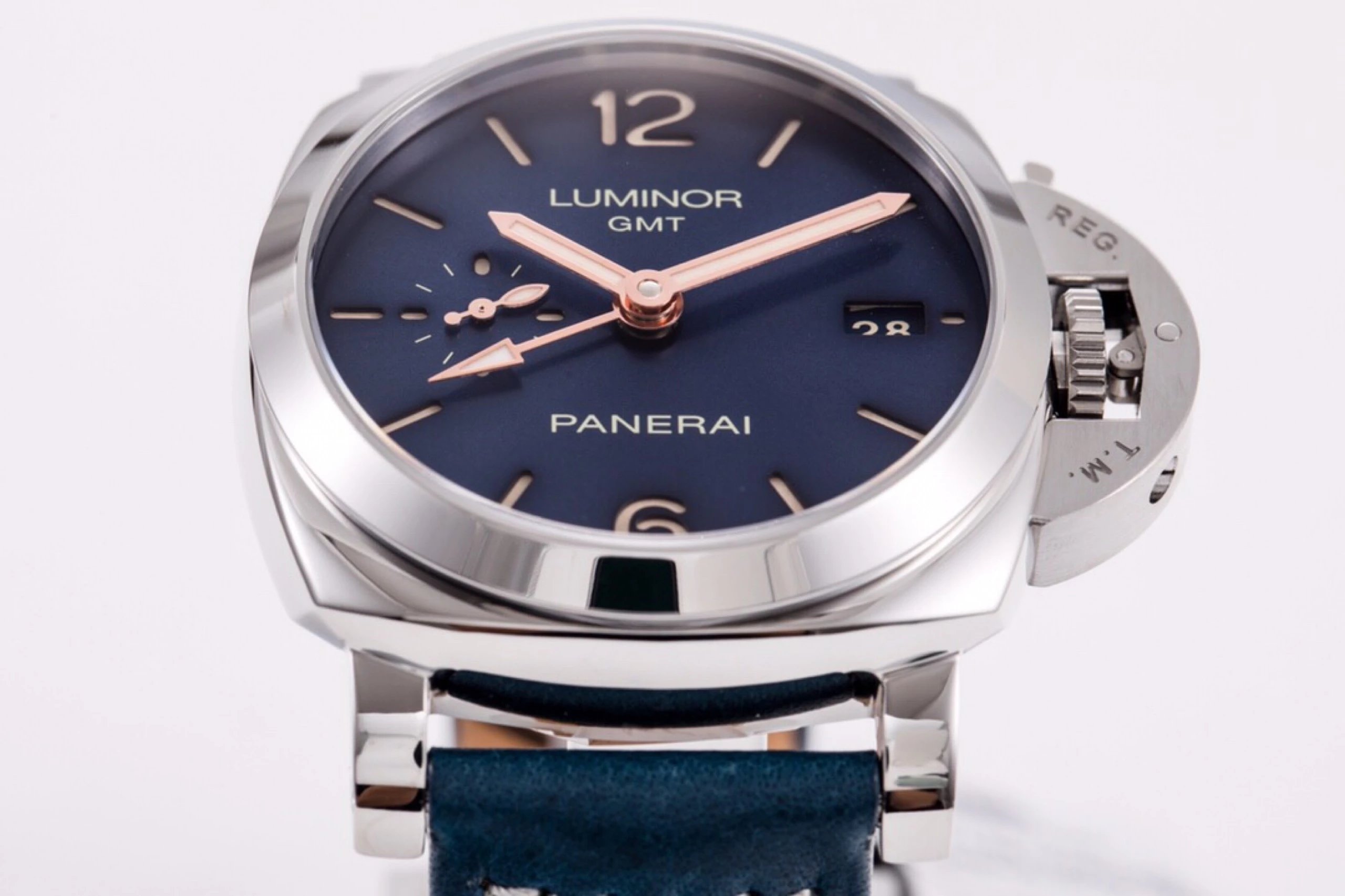 Luminor 1950 3 Days GMT Automatic Acciaio Boutique Blue Stainless Steel Case with Blue Sunburst dial and blue strap (42mm)