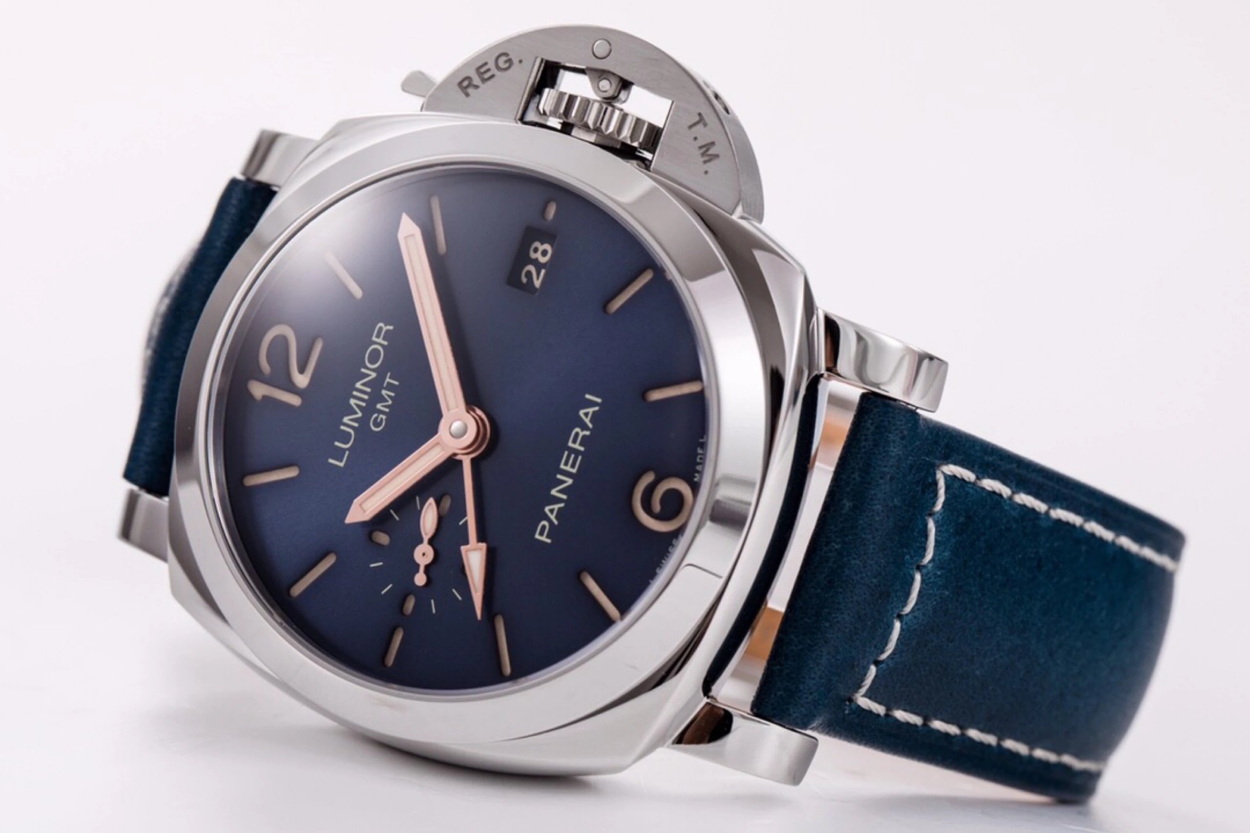 Luminor 1950 3 Days GMT Automatic Acciaio Boutique Blue Stainless Steel Case with Blue Sunburst dial and blue strap (42mm)