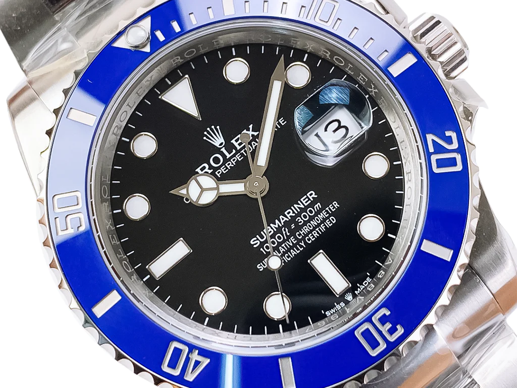 Submariner Date Stainless Steel 'Cookie Monster' (41mm)