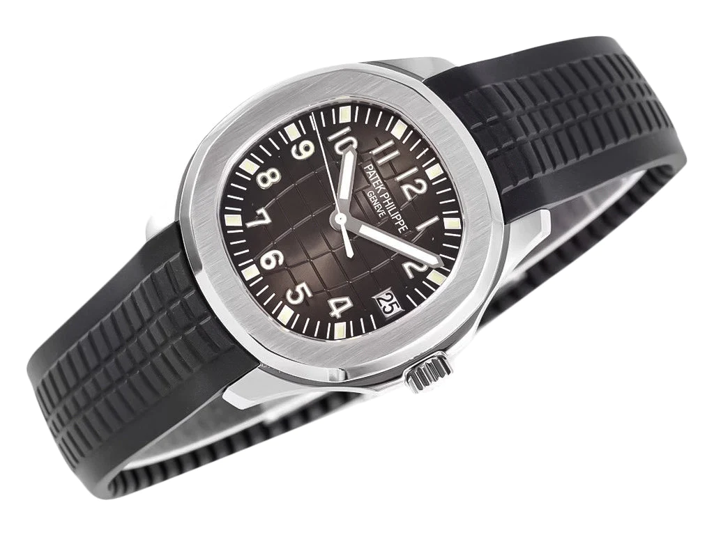 Aquanaut Stainless Steel with Black Dial (38mm)