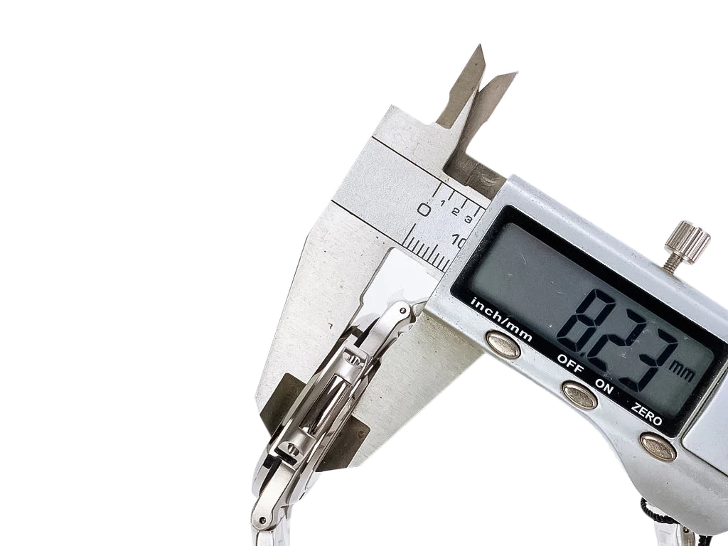 Nautilus Stainless Steel with Green Dial (40mm)