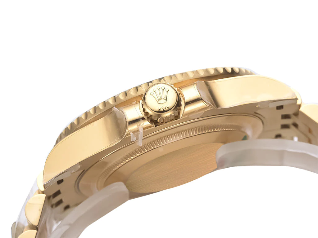 GMT-Master II Yellow Gold with Black Dial on Jubilee (40mm)