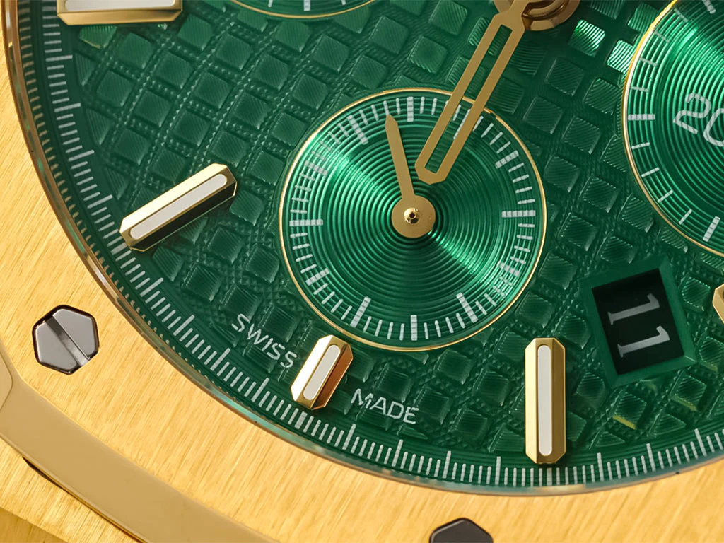 Royal Oak Chronograph Yellow Gold with Green Dial (41mm)