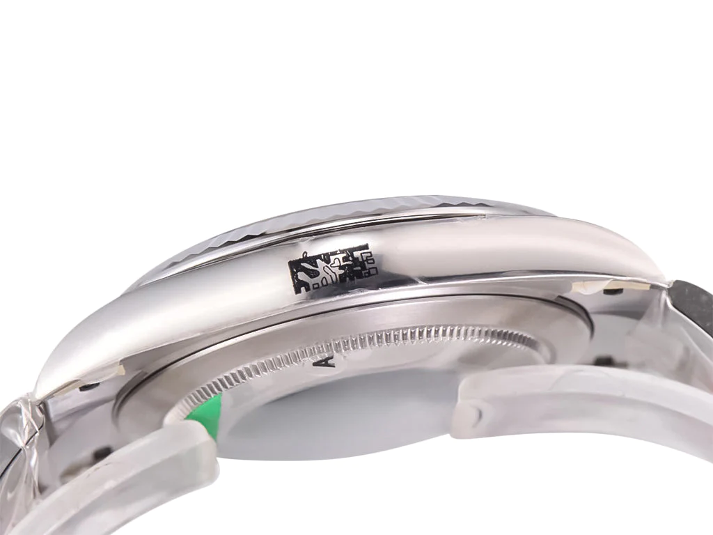 Datejust 41 Stainless Steel on Oyster with Silver Dial and Fluted Bezel (Roman Numerals)