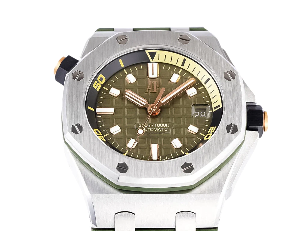 Royal Oak 'Offshore Diver' Stainless Steel with Green Dial (42mm)