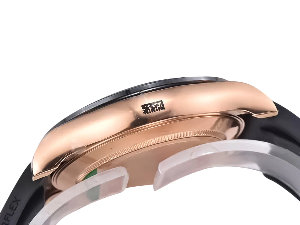 Cosmograph Daytona Rose Gold Oysterflex with Black Dial