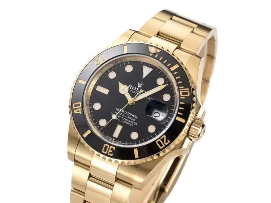 Submariner Date Yellow Gold with Black Dial (40mm)