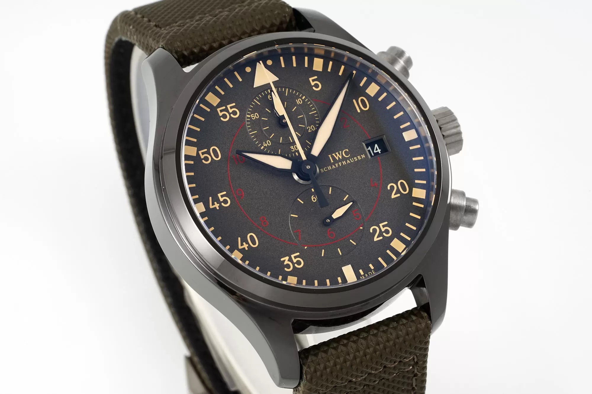 IWC Pilots's Automatic Black Ceramic Case with Black Dial(44mm)