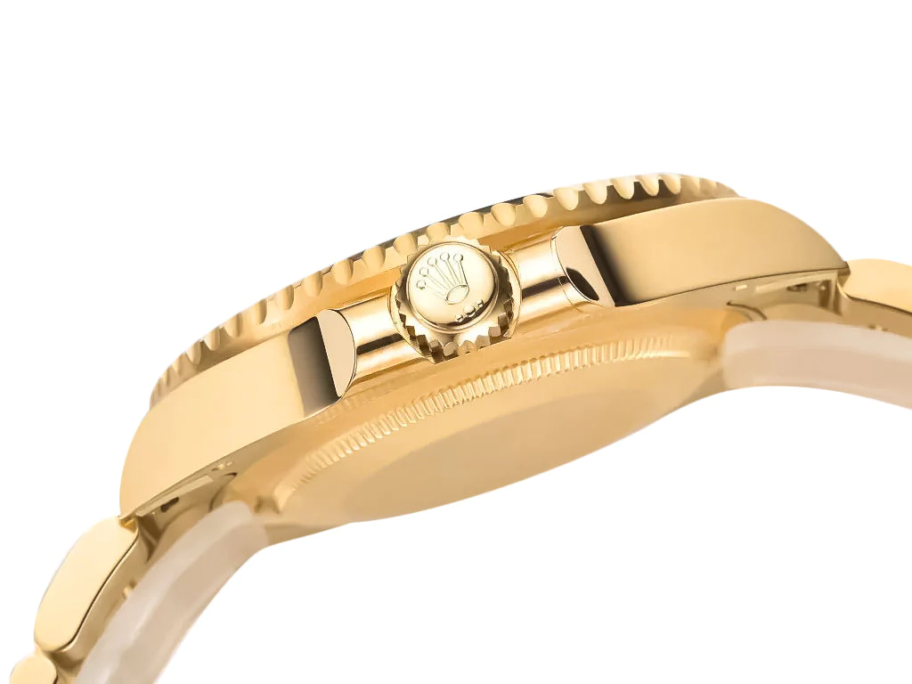 Submariner Date Yellow Gold with Black Dial (40mm)