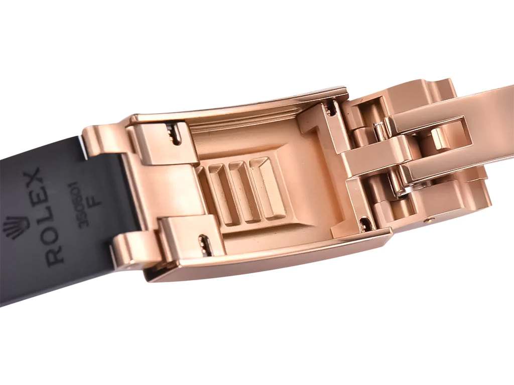 Yacht-Master Rose Gold on Oysterflex with Black Dial (40mm)