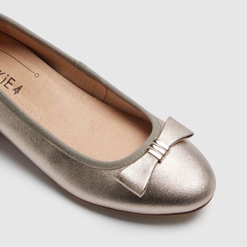 Elizabeth II Champagne