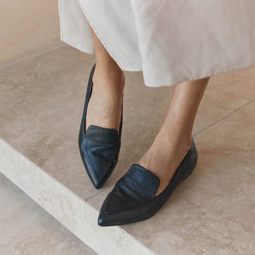 Faye Black Reptile Emboss