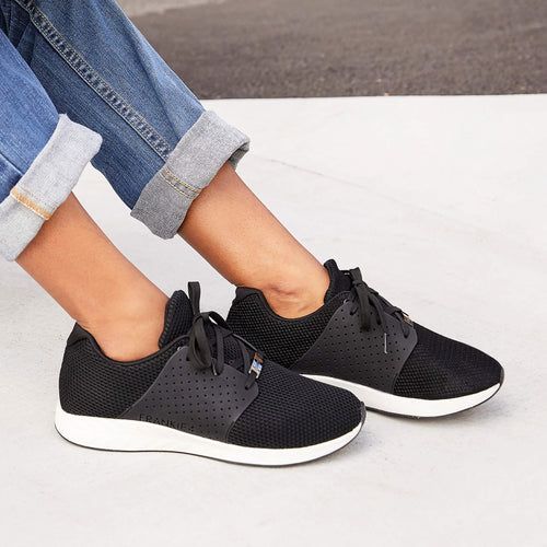 Tambo IV Black/White