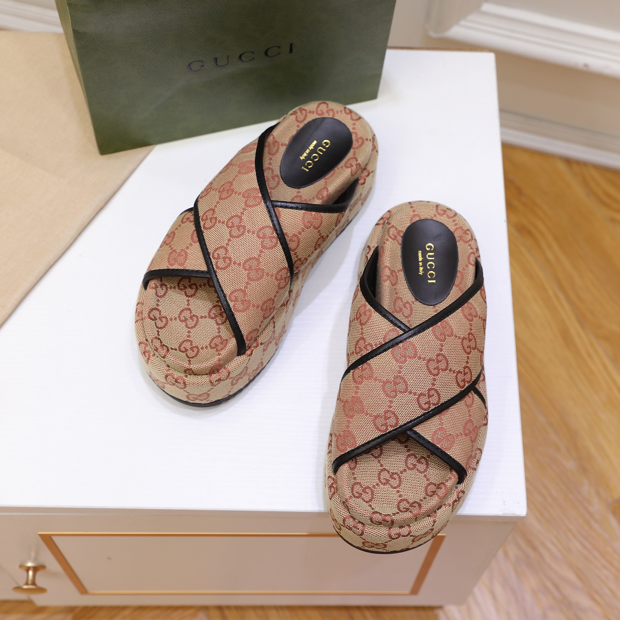 Gucci-Diamond diamond plaid height increasing Slippers