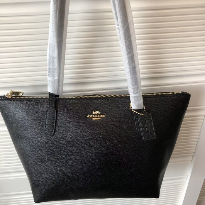 Coach-Full Leather Zipper Tote Bag