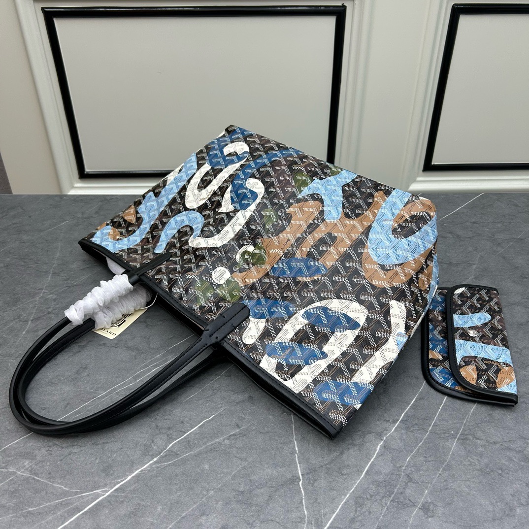 Goyard-Graffiti shopping bag