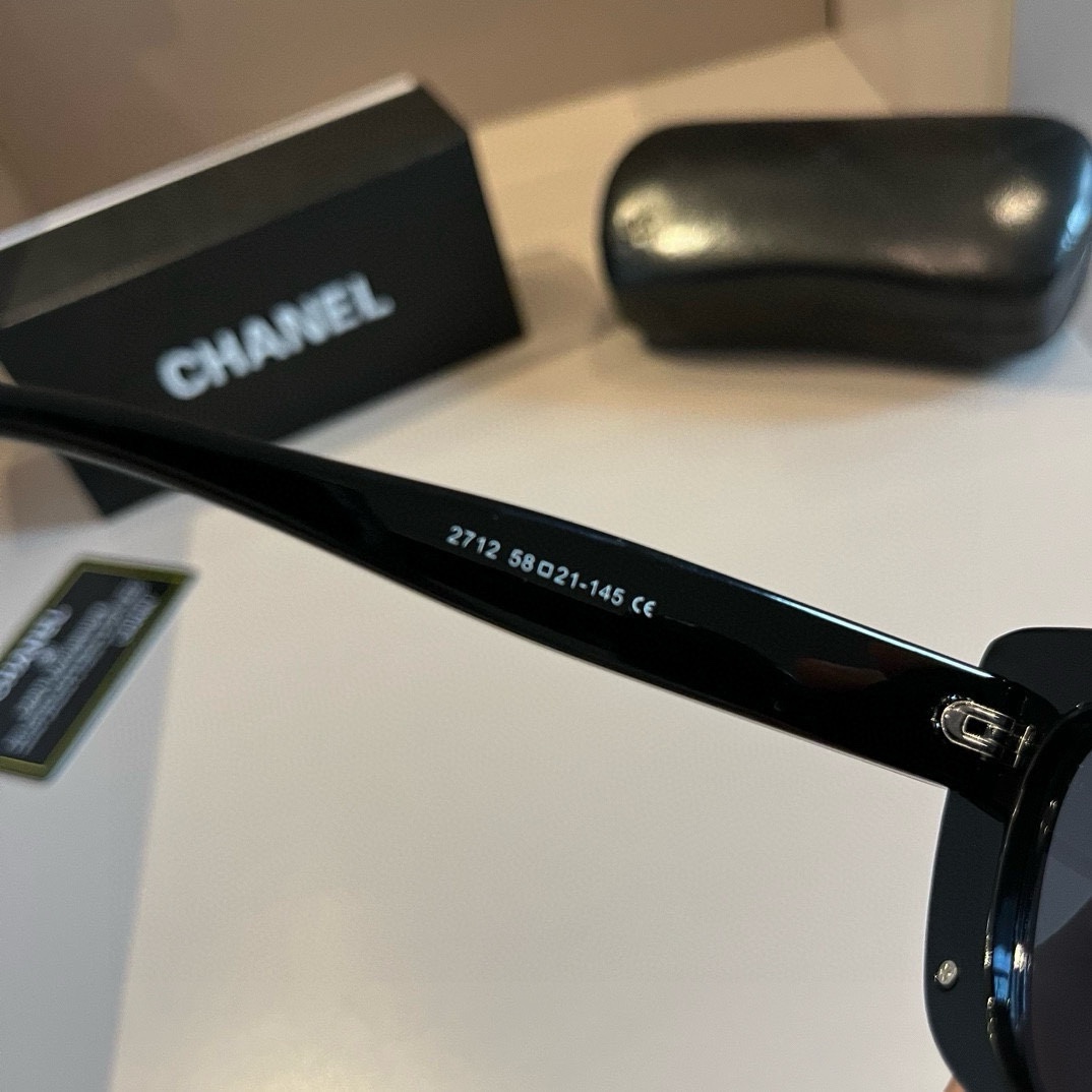 Chanel-Cat Eye Pearl Eye Sunglasses