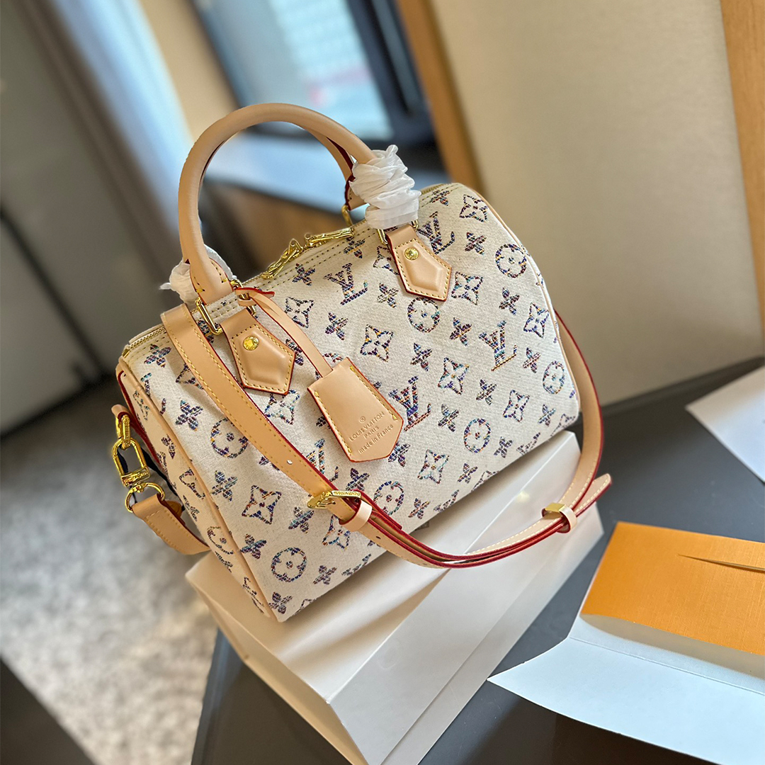LV-monogram