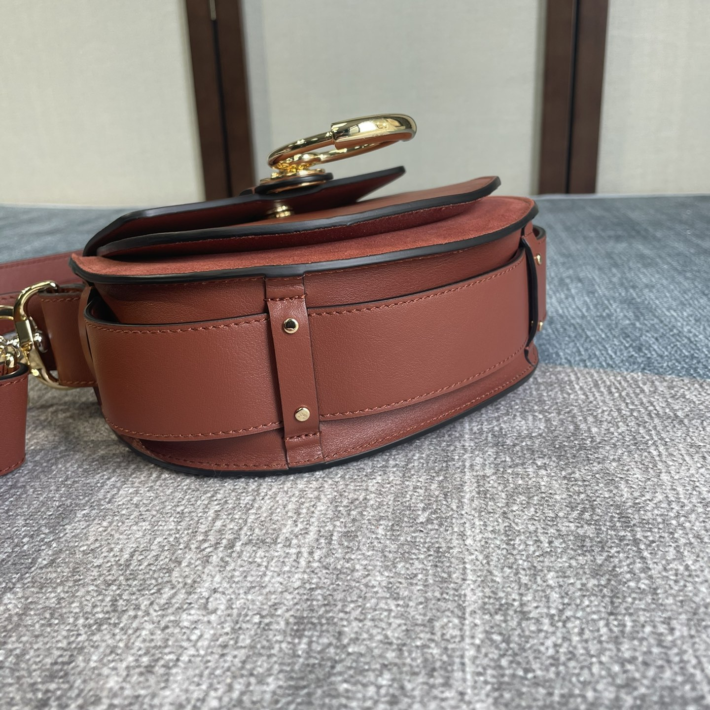 Chlo é - Tess Series Small Calf Leather Shoulder Bag Handbag