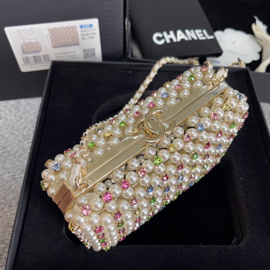 Chanel-Resort Evening Bag Pearl Glass Jewel Box