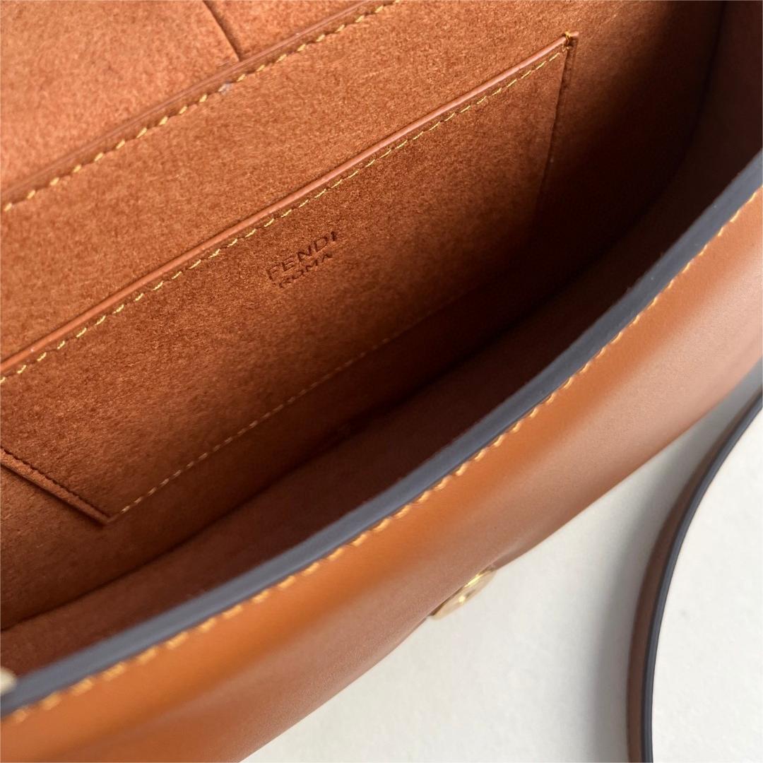 FENDI-CMON Medium Handbag