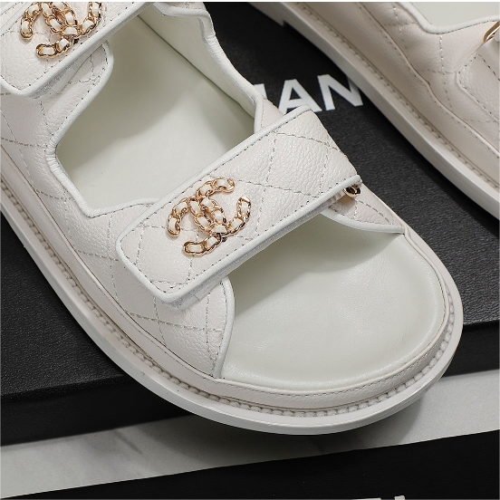 CHANEL-Velcro Cowhide Denim Fabric with Resin Buckle Paired with Sandals