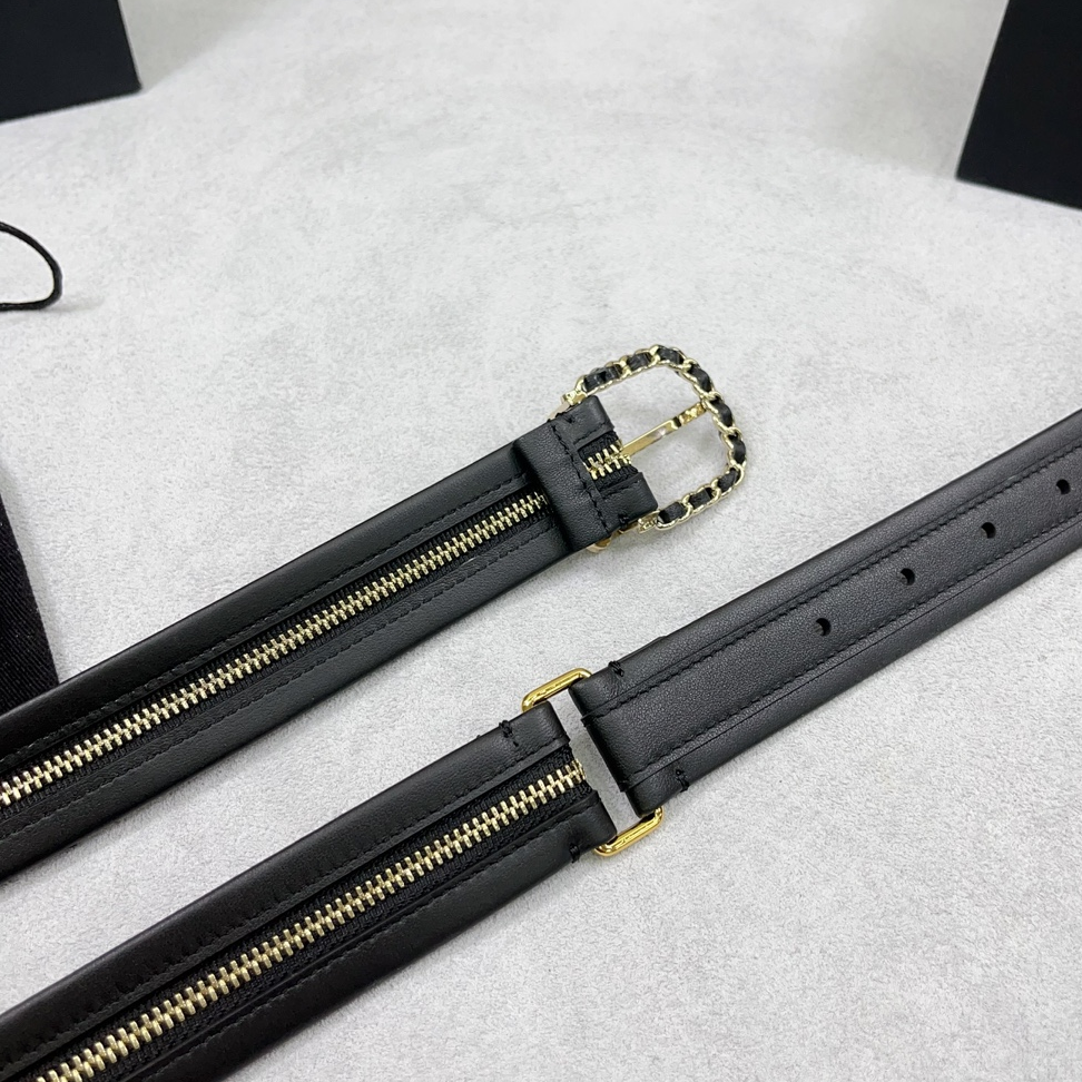 Chanel - Cowhide Zipper Belt