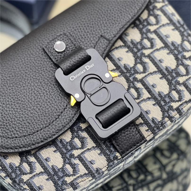 Dior-Black grain cowhide saddle bag