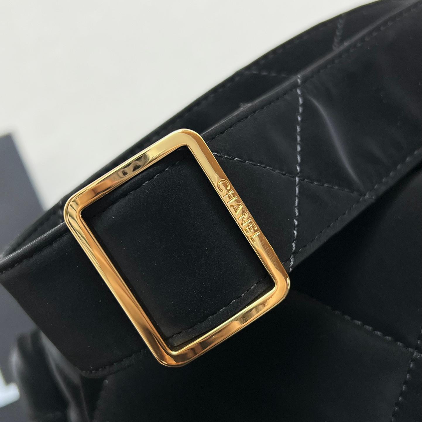 Chanel- Ski Collection