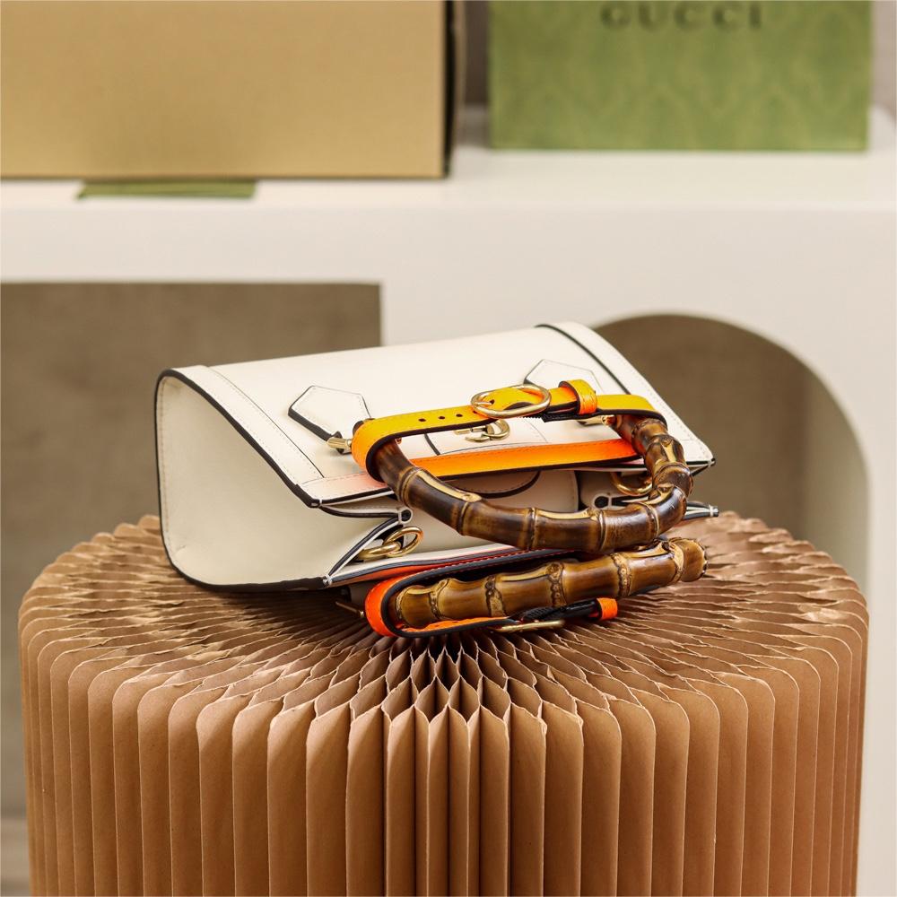 Gucci-Diana Mini Bamboo Knot Tote Bag