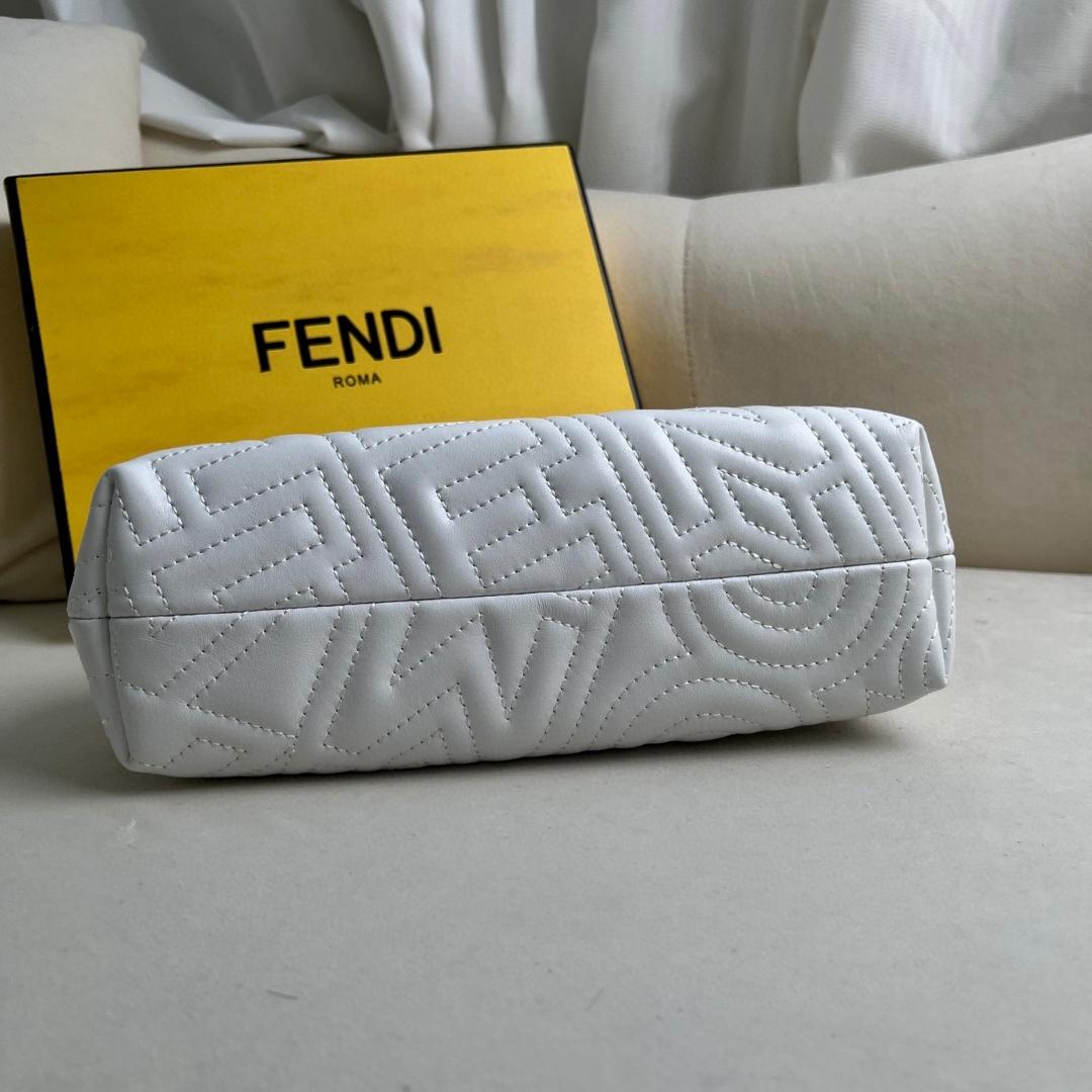 FENDI-𝐅𝐢𝐫𝐬𝐭