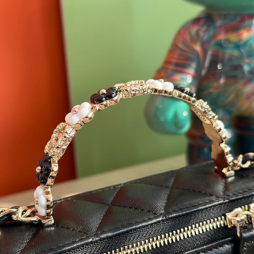 Chanel-23k Small flower camellia Vanity bag