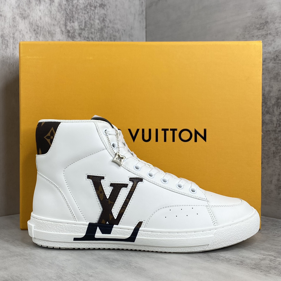 LV - Charlie Round Toe Lace Up High Top Board Shoes