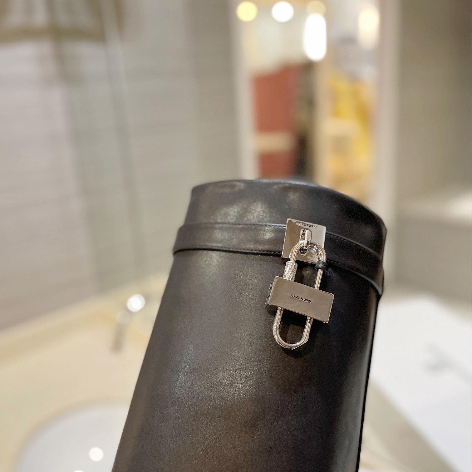 Givenchy-Fashion boots shiny leather boots