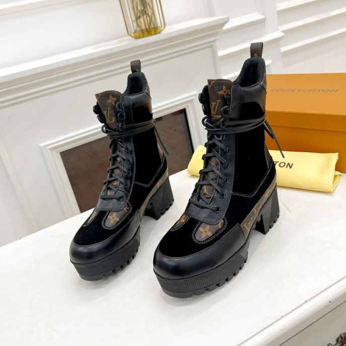 LV-Thick Soled Martin Boots