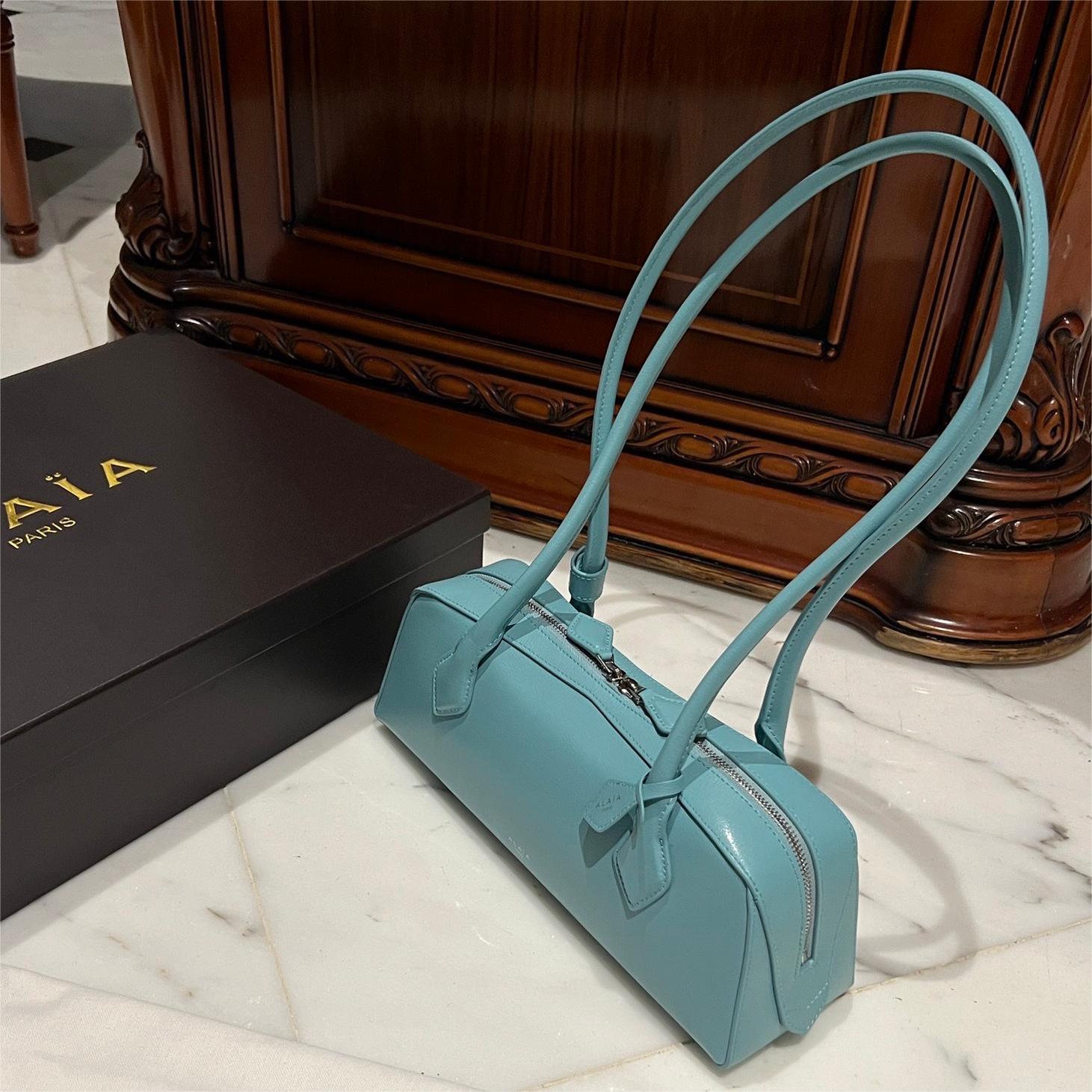 Alaia-LE TECKEL SMALL BAG IN GOATSKIN Blue