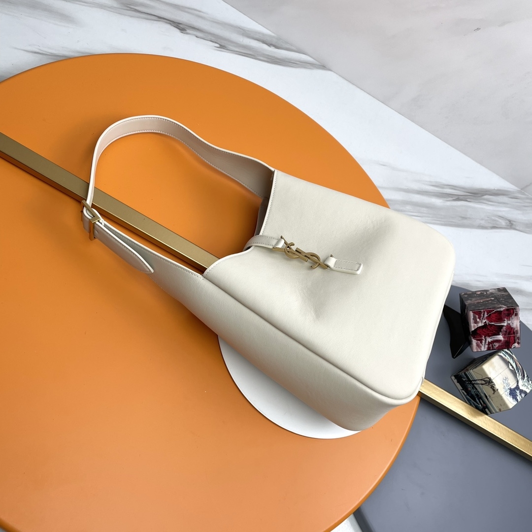 YSL-Le5A7 Underarm Bag