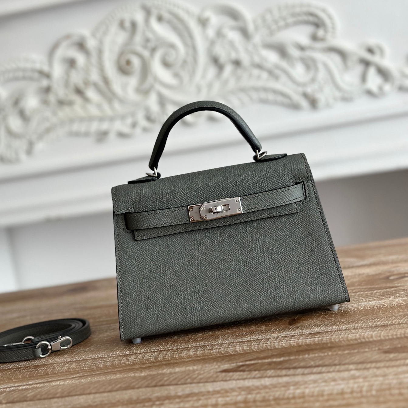 Hermès - Kelly Mini Leather Handbag Shoulder Crossbody Bag