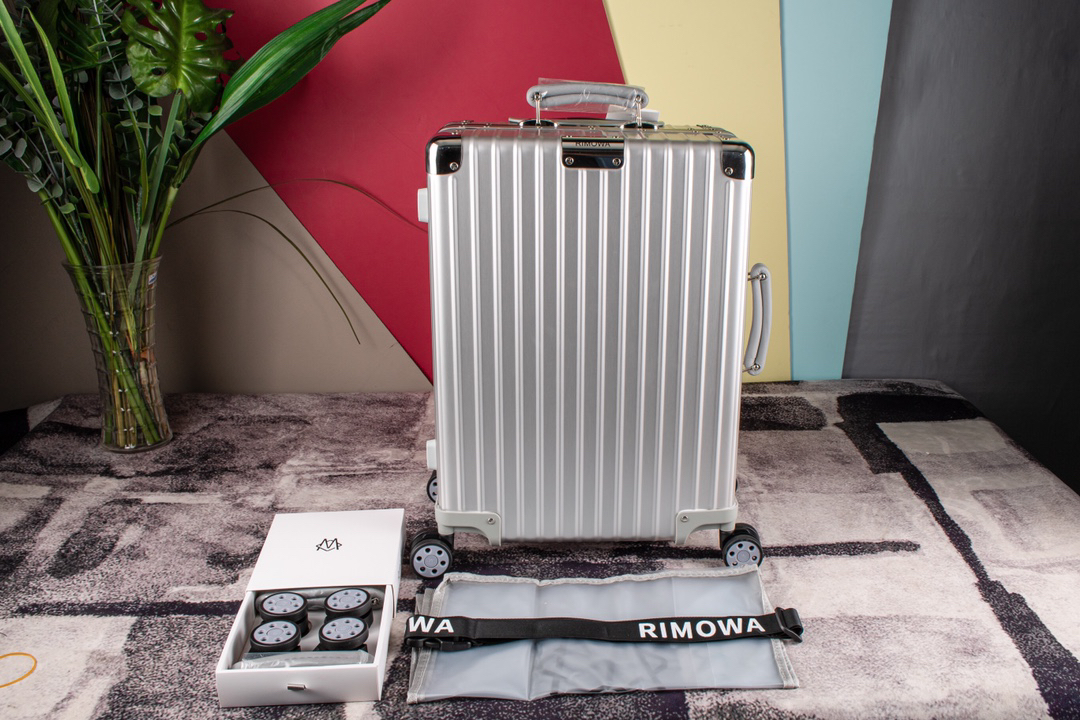Rimowa x Steiff Teddy Bear Limited Edition 20 Inch Suitcase | Boarding Case | Carry-on Luggage