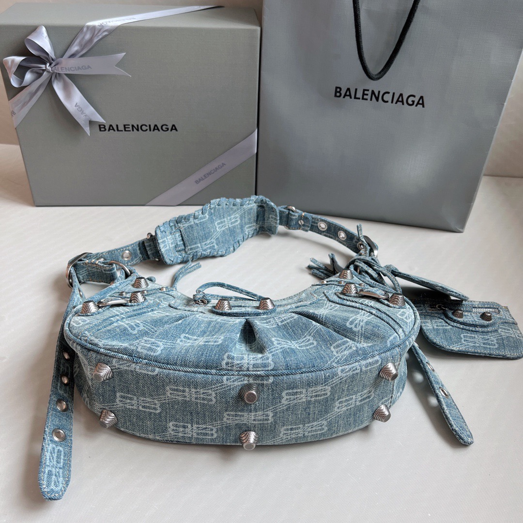 Balenciaga-Dumpling bun denim print blue