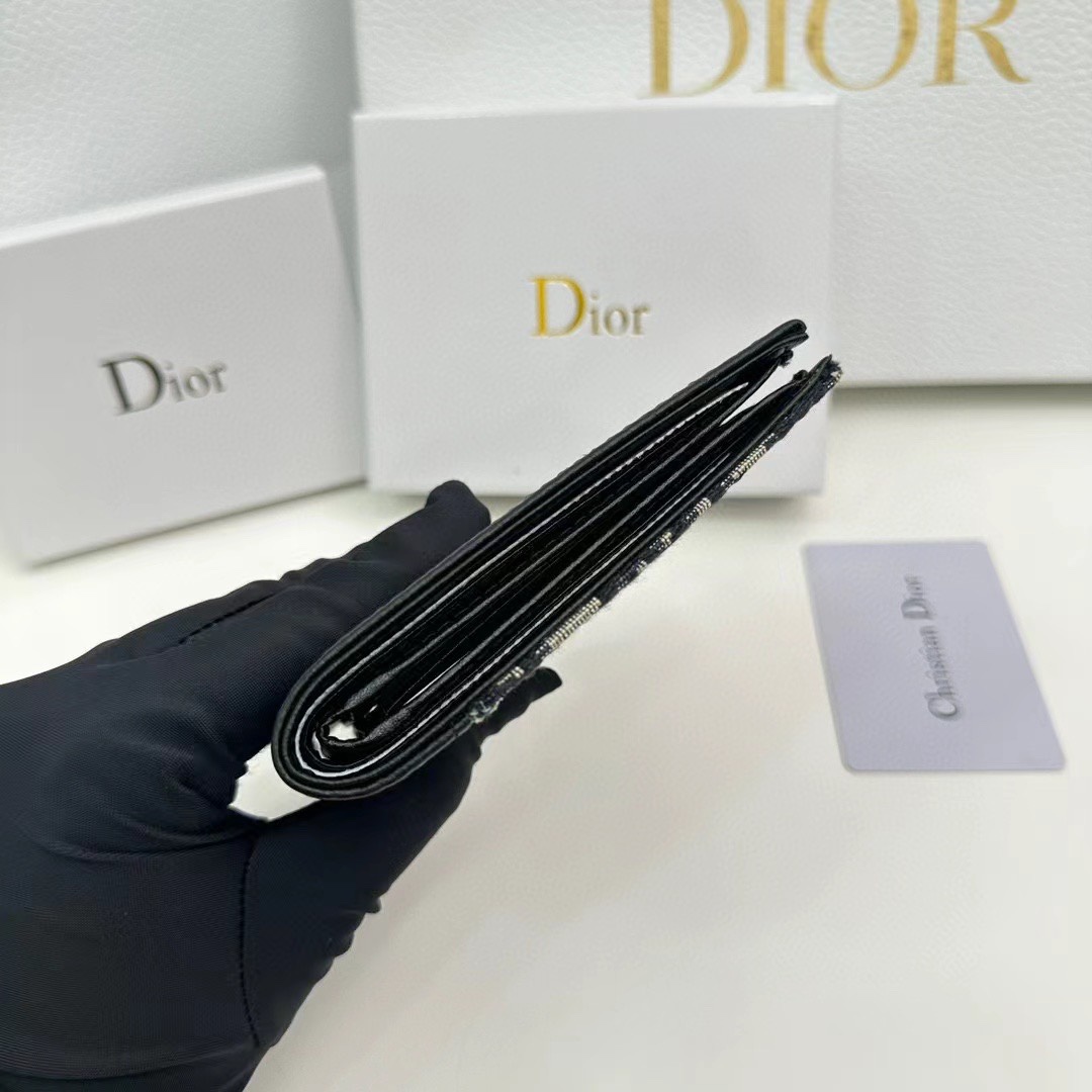 Dior-Black wallet