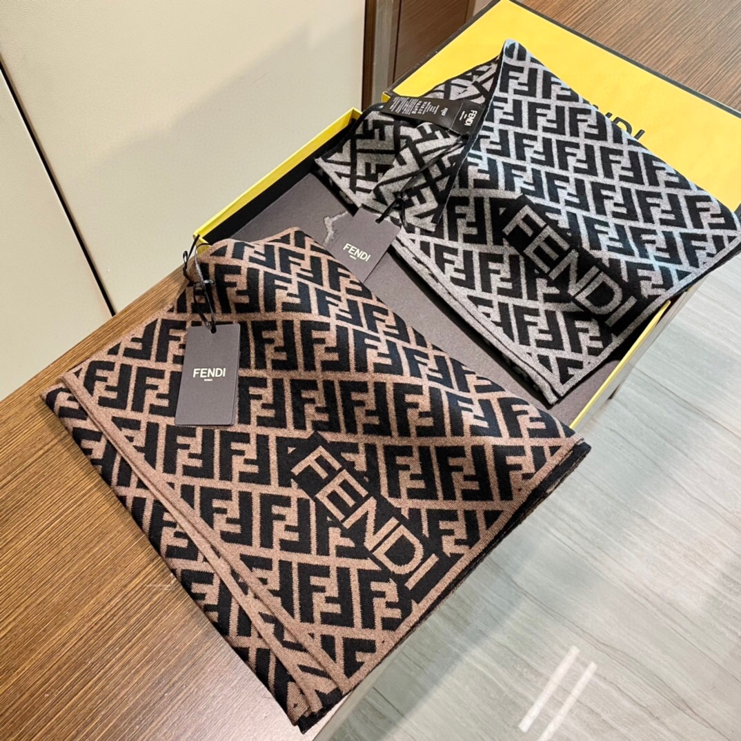 Fendi-Cashmere Scarf